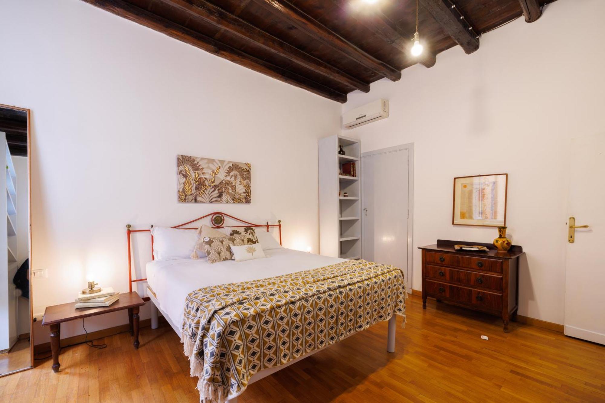 Gesu E Maria Balcony Apt At Spanish Steps Рим Екстериор снимка
