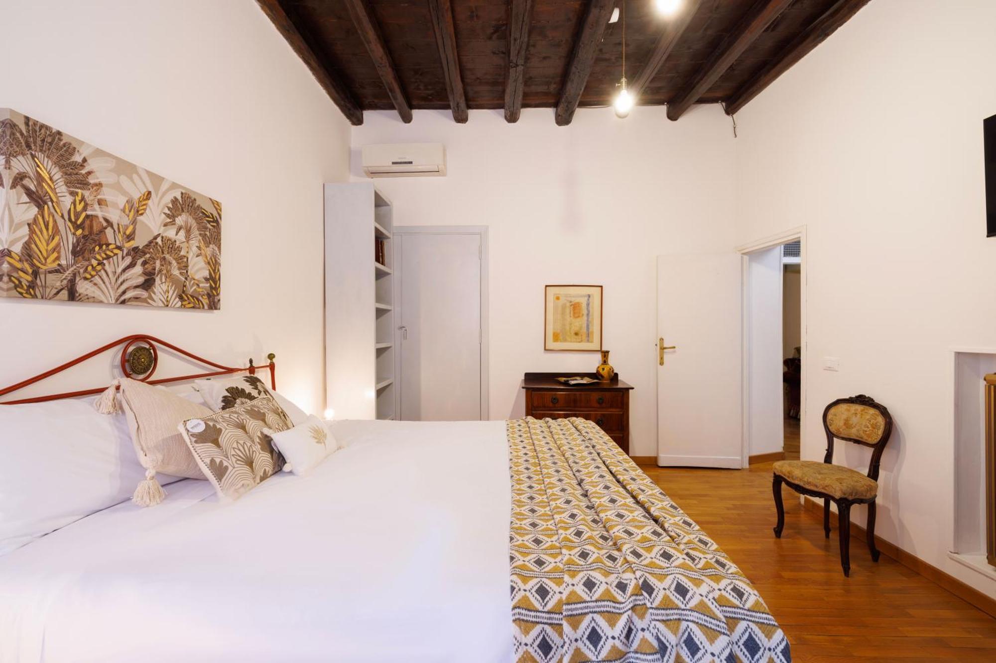 Gesu E Maria Balcony Apt At Spanish Steps Рим Екстериор снимка