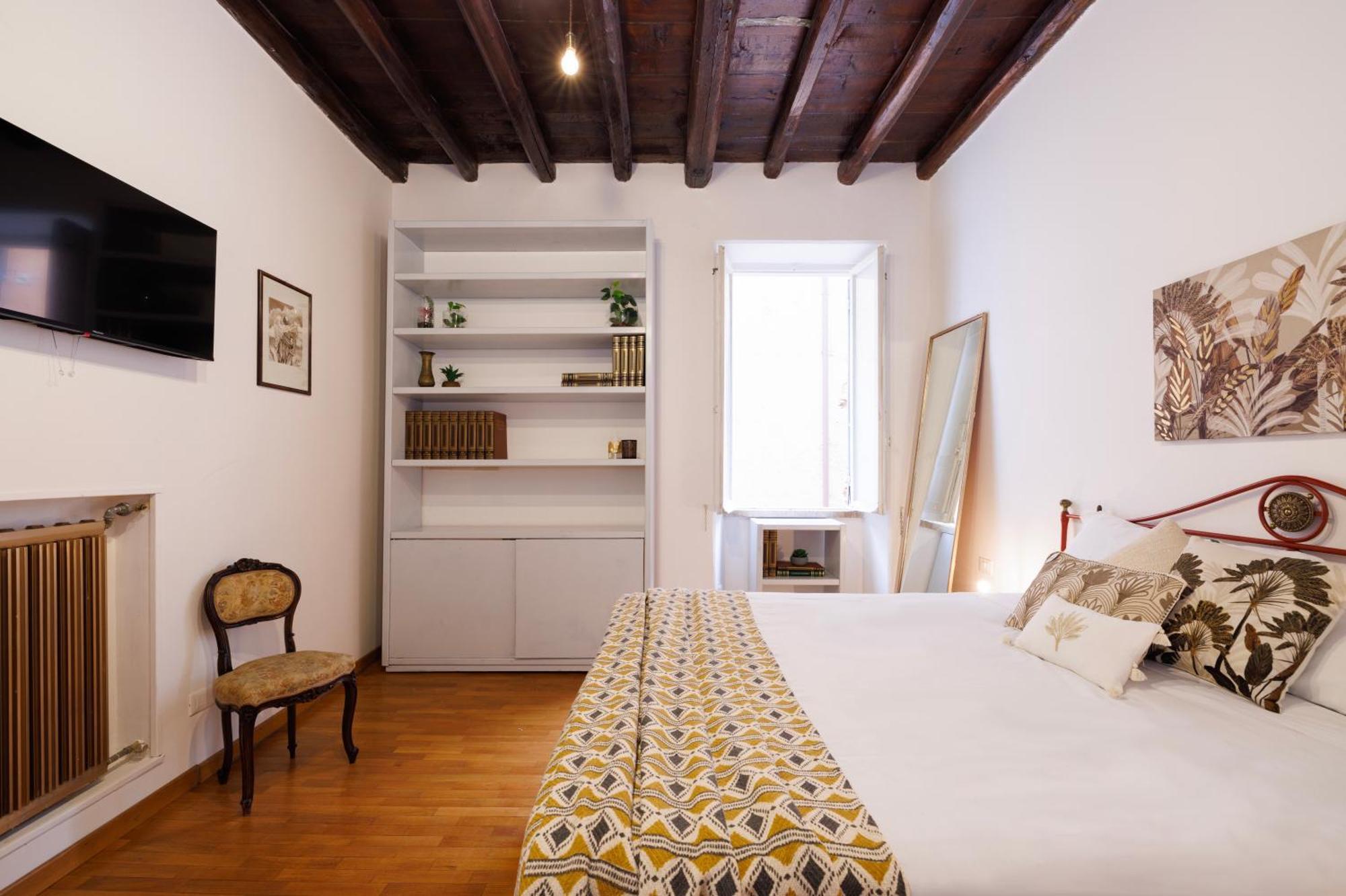 Gesu E Maria Balcony Apt At Spanish Steps Рим Екстериор снимка