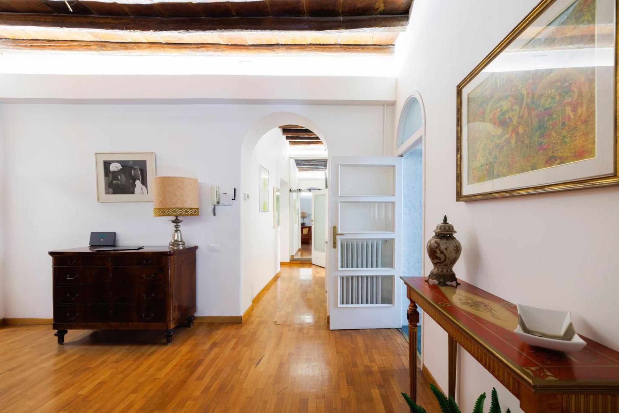 Gesu E Maria Balcony Apt At Spanish Steps Рим Екстериор снимка