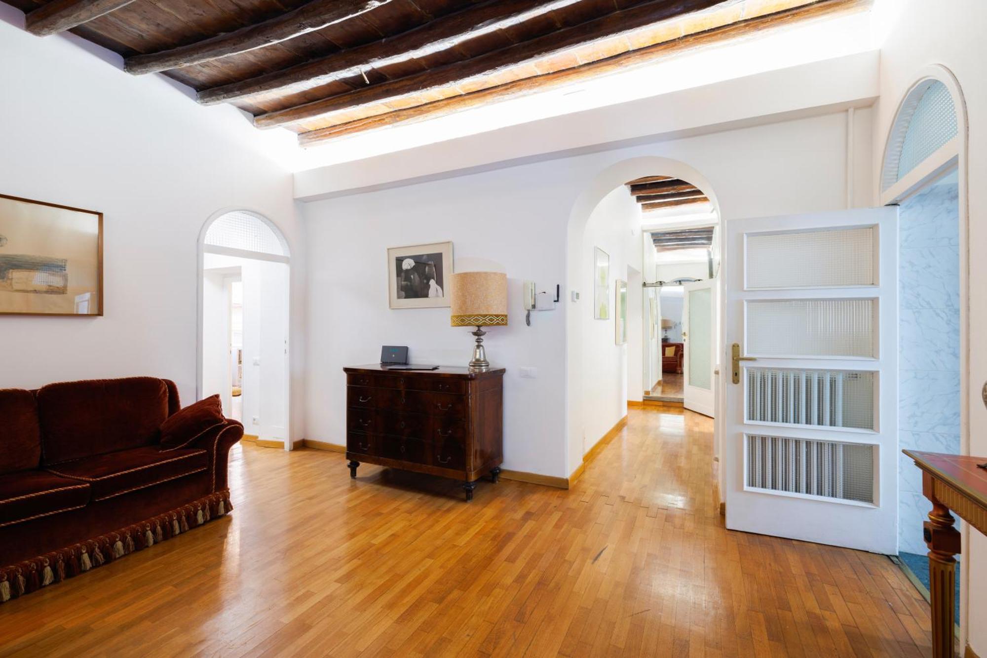 Gesu E Maria Balcony Apt At Spanish Steps Рим Екстериор снимка