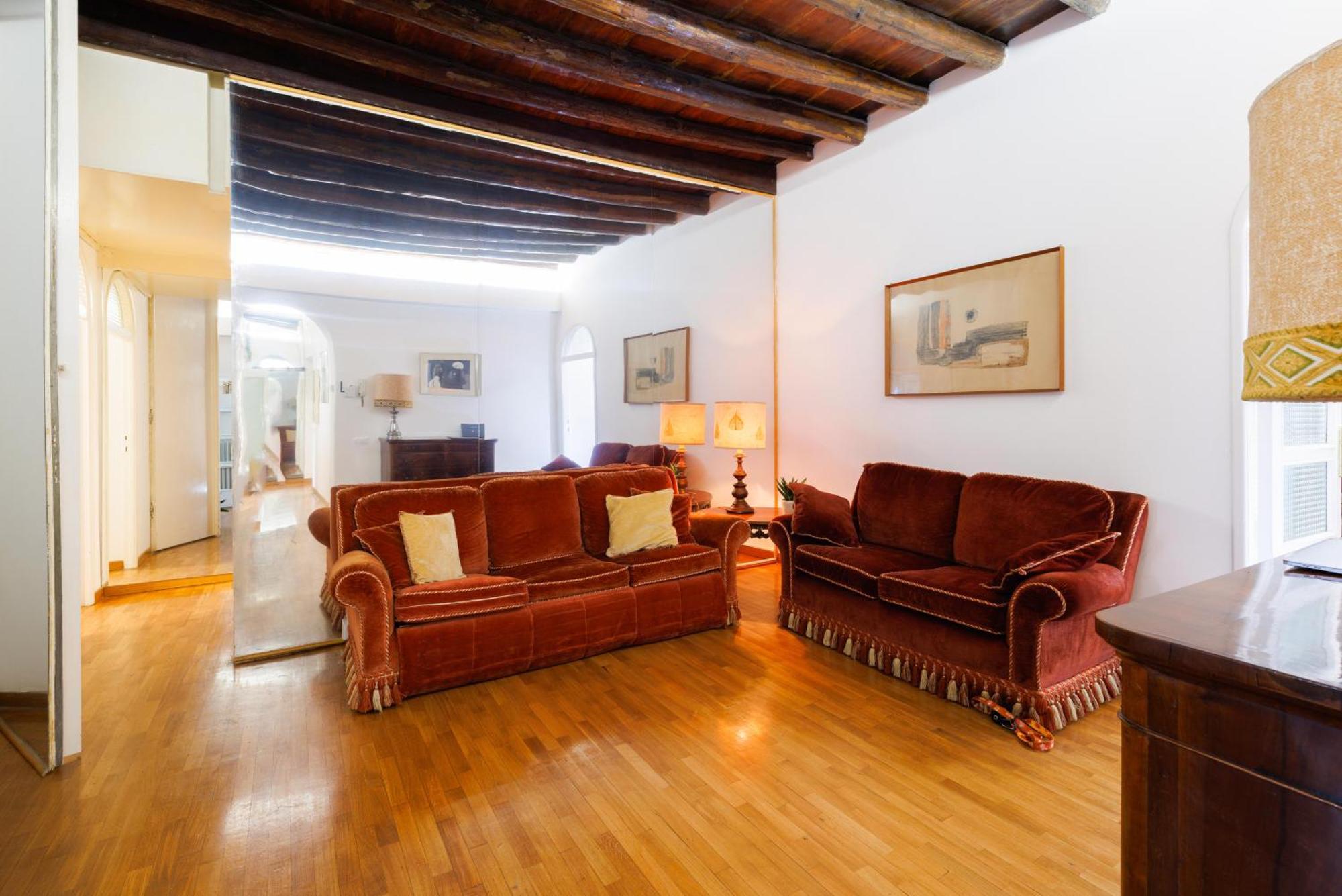 Gesu E Maria Balcony Apt At Spanish Steps Рим Екстериор снимка